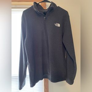 The North Face 1/4 zip Pull Over